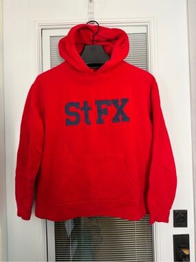 St. Francis Xavier StFX University Hoodie Men’s XL Red with Navy Logo EUC